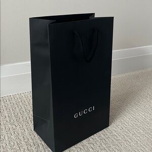 Gucci Shopping Bag Black with White Font Luxury Designer Gift Purse Accessories